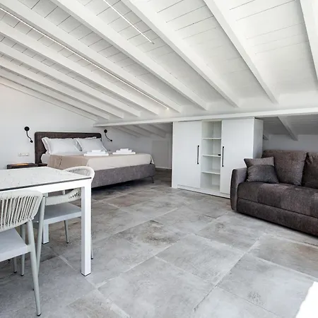 Upartments 3*