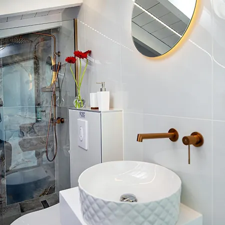 Upartments 3* Ποτός