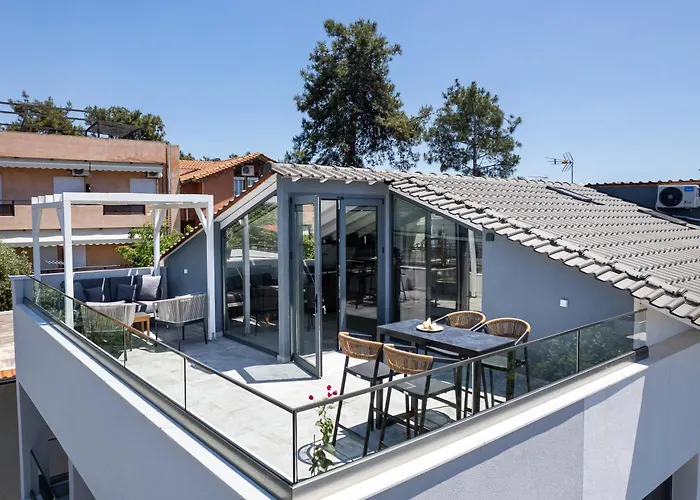 Hotel de apartamente Upartments 3*